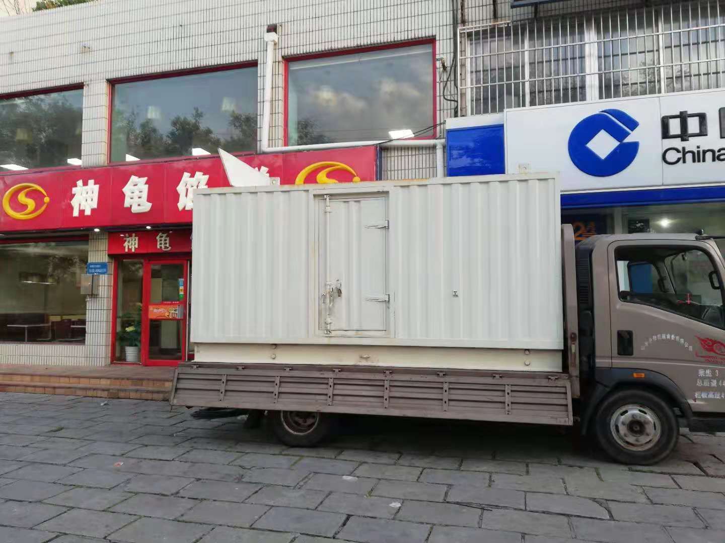 青河出租发电机-柴油发电机组错误的启动方式