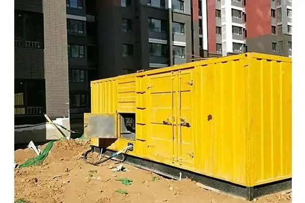 青河发电机租赁中燃油压力过低会对发动机的哪些部件造成损坏？