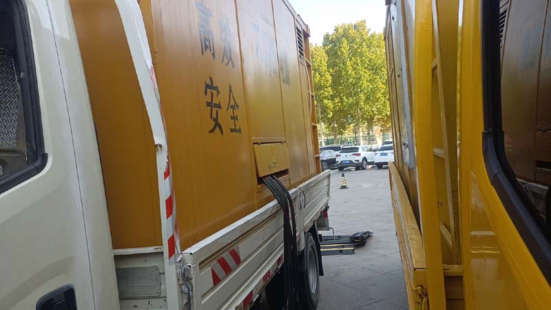 青河如何判断柴油发电机组和UPS电源的切换时间是否符合要求？