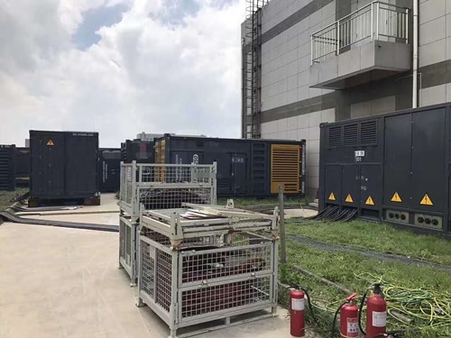 青河除了定期检查，还有哪些方法可以及时发现接触式转速表探头的磨损？