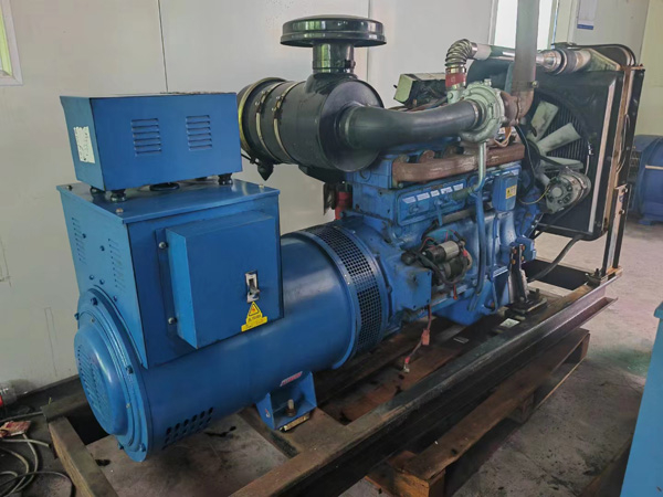 青河100kW柴油发电机组使用多级机油有哪些优缺点？